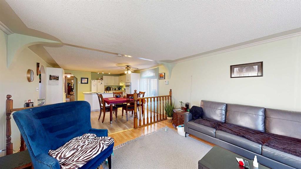 Fifth View of 25 De Havilland Boulevard SW, SW Hill, Medicine Hat, Alberta, T1A7Y6