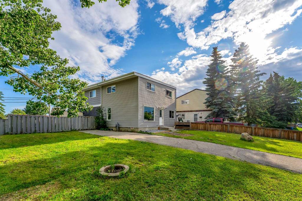 Fifth View of 4311 7A Avenue SE, Forest Heights, Calgary, Alberta, T2A 3A6