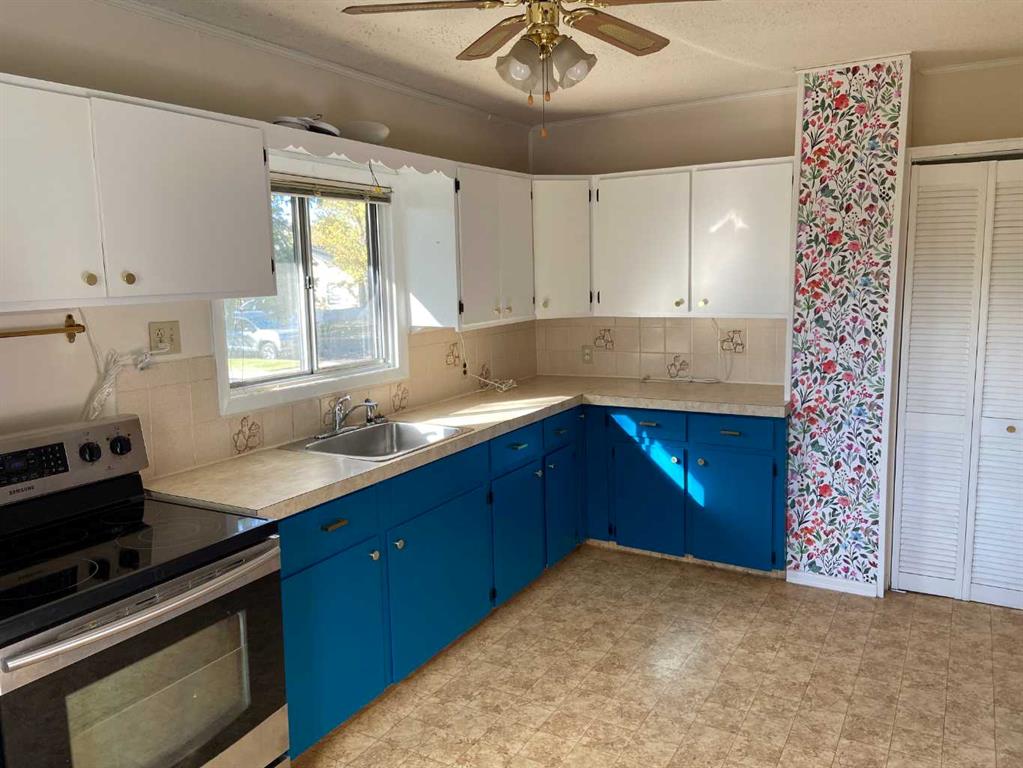 Third View of 1209 7th Street North  , Staffordville, Lethbridge, Alberta, T1H 1Y8