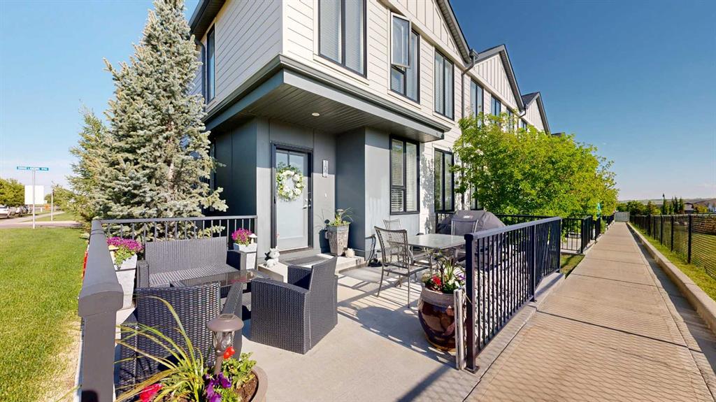 102 Drake Landing Wynd , A2259218, Alberta,