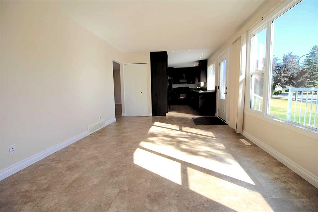 Fifth View of 2 Forest Close , Fairview, Red Deer, Alberta, T4N 4Z7