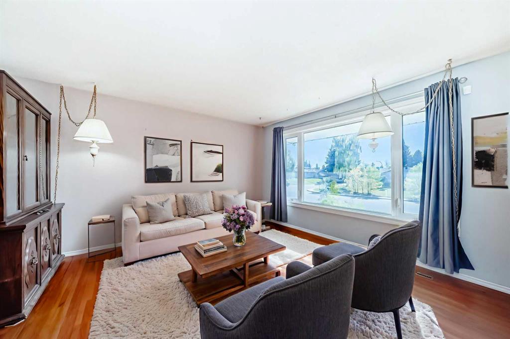 Fourth View of 5136 Marshall Road NE, Marlborough, Calgary, Alberta, T2A2Y9