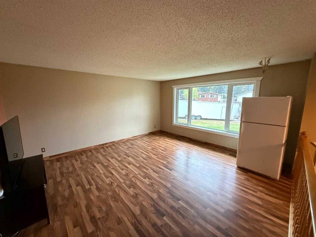 Third View of 110 Cheviot Drive , Mountain View, Hinton, Alberta, T7V1P9