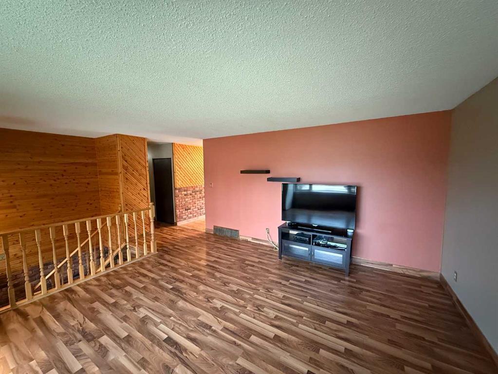Fourth View of 110 Cheviot Drive , Mountain View, Hinton, Alberta, T7V1P9