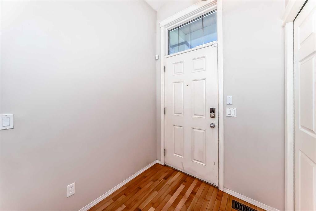 Fourth View of 205 Panora Close NW, Panorama Hills, Calgary, Alberta, T3K 0K9
