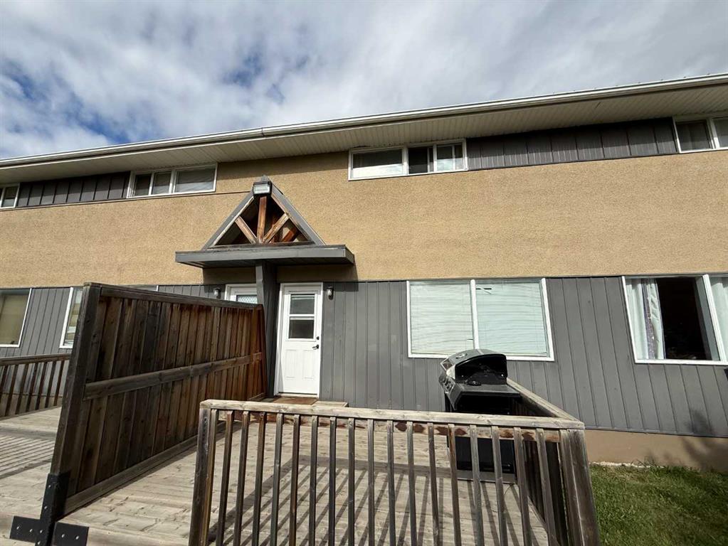 43, 114 Hardisty Avenue , A2259443, Alberta,