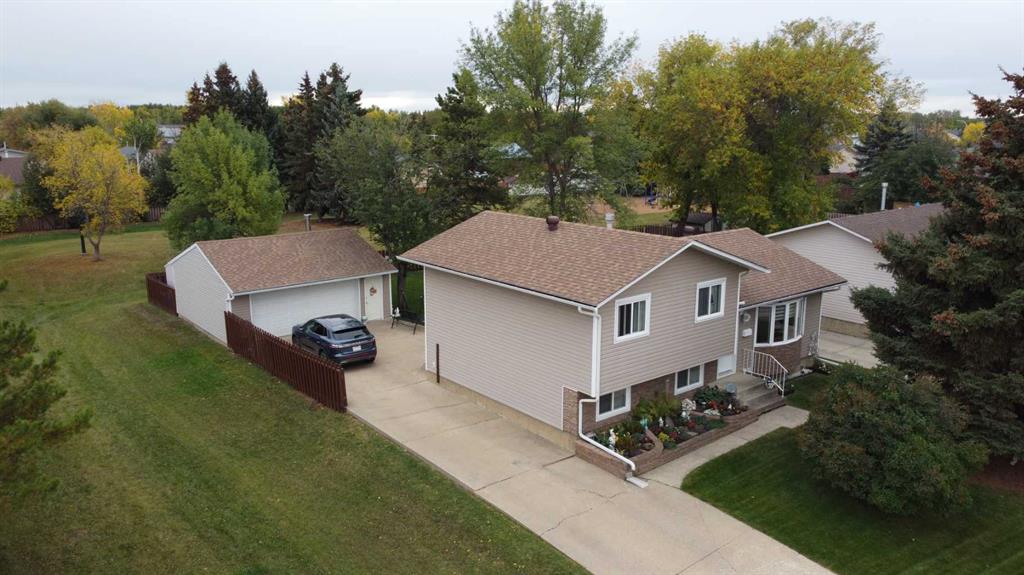 Second View of 9905 70 Avenue , South Patterson Place, Grande Prairie, Alberta, T8V 5G7