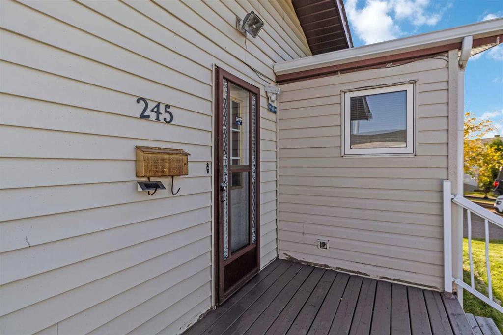 Fourth View of 245 Card Court , Timberlea, Fort McMurray, Alberta, T9K 2J1