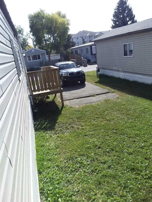 Third View of 40, 6220 17 Avenue SE, Red Carpet, Calgary, Alberta, T2A 0W6