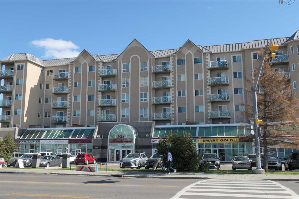 Main View of 123, 1518 Centre Street NE, Crescent Heights, Calgary, Alberta, T2E 2R9