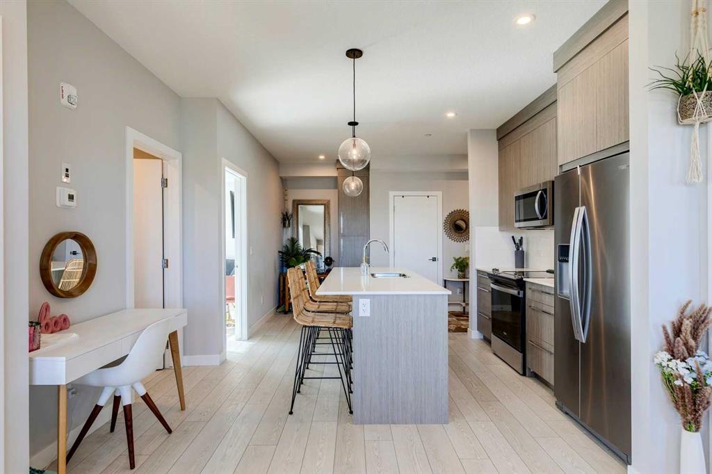 Fifth View of 1305, 111 Wolf Creek Drive SE, Wolf Willow, Calgary, Alberta, T2X 5X2