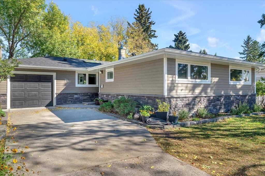 74 Walnut Drive SW, A2259786, Alberta,