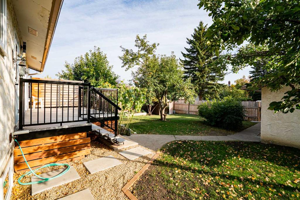Third View of 6209 42 Avenue , Marler, Camrose, Alberta, T4V 2W8