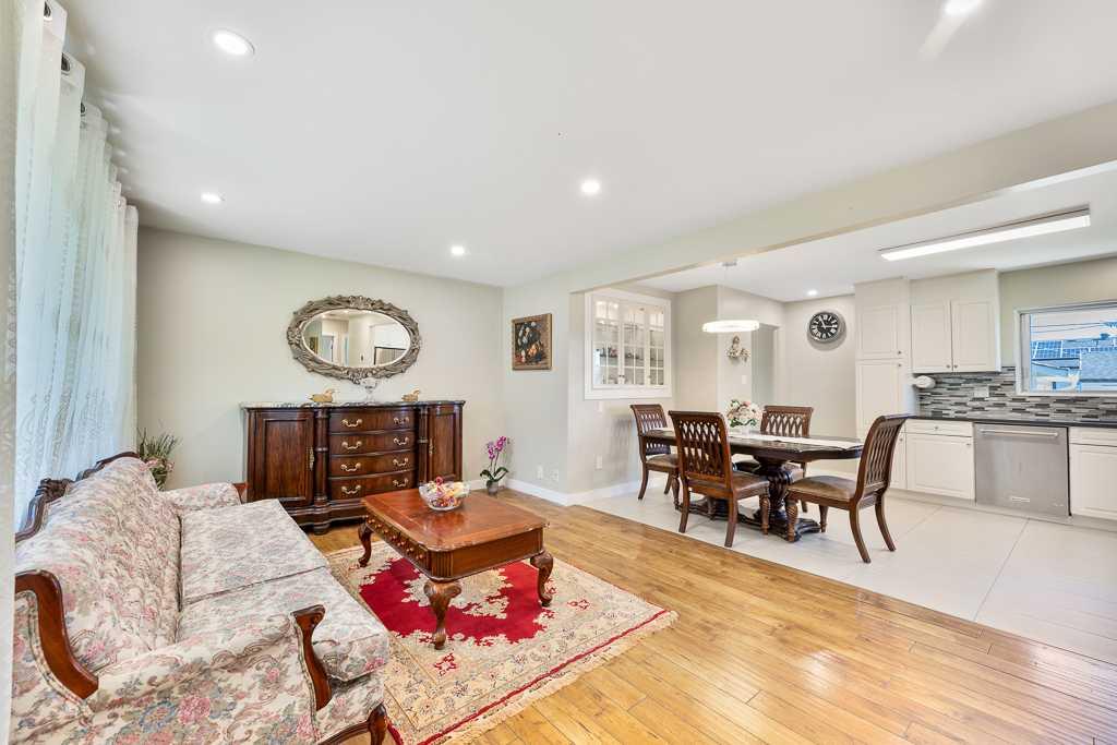 96 Windermere Road SW, A2259902, Alberta,