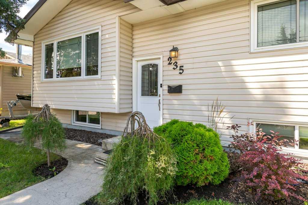 235 Allan Crescent SE, A2259981, Alberta,