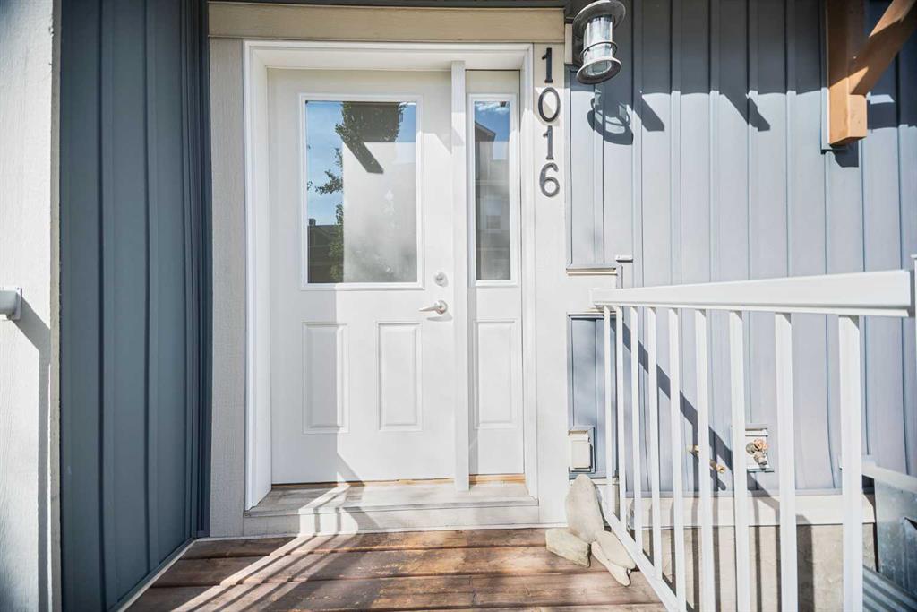 Fourth View of 1016, 10 Auburn Bay Avenue SE, Auburn Bay, Calgary, Alberta, T3M 0P8