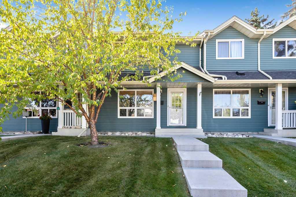 6 Queen Anne Close SE, A2260085, Alberta,