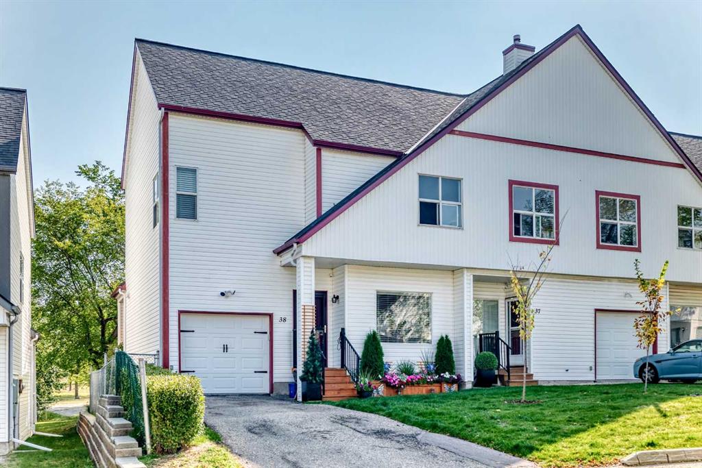 38, 200 Hidden Hills Terrace NW, A2260213, Alberta,