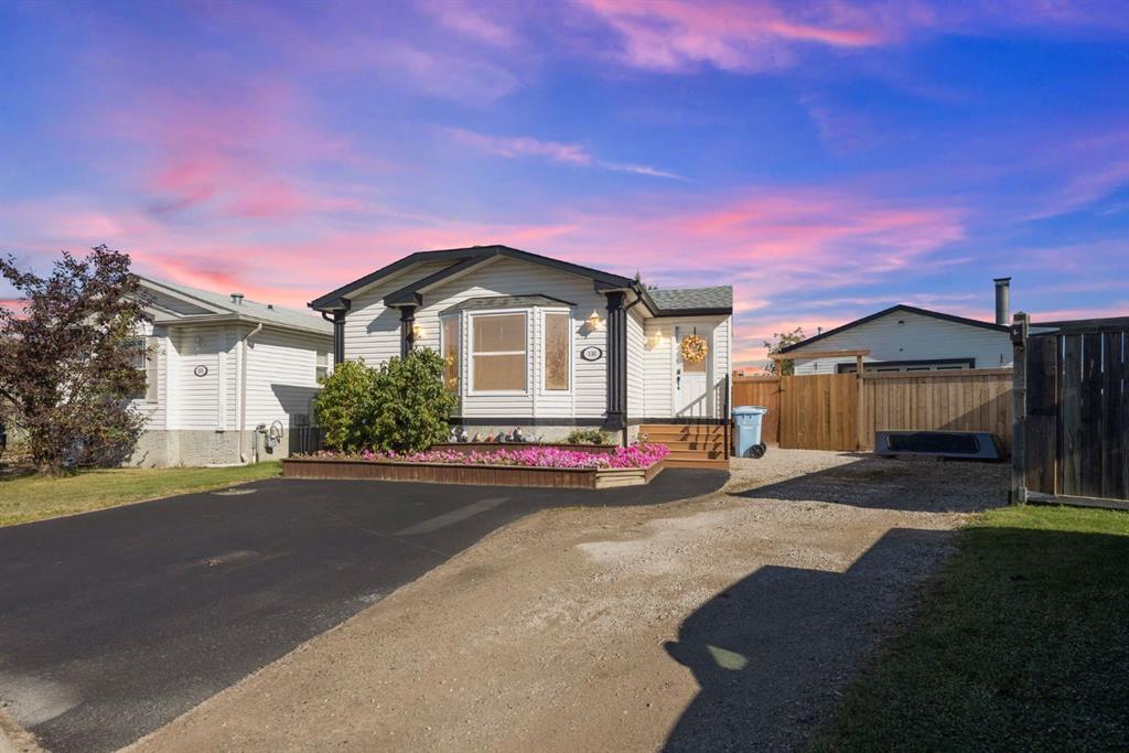 136 Sumac Crescent , A2260316, Alberta,