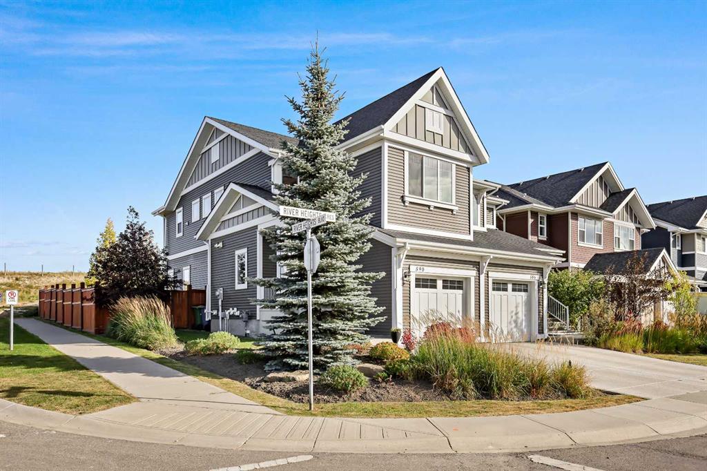 590 River Heights Crescent , A2260504, Alberta,