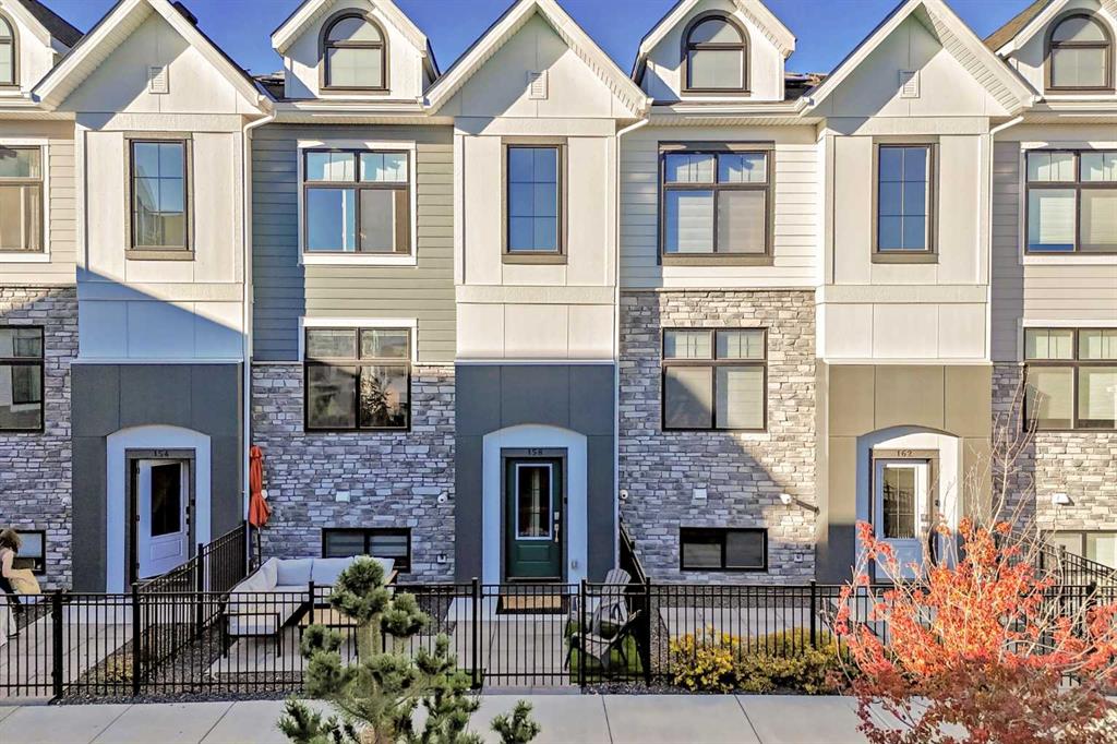 158 Les Jardins Park SE, A2260565, Alberta,
