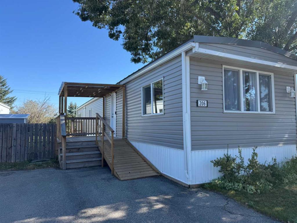 206 Polar Avenue , A2260583, Alberta,