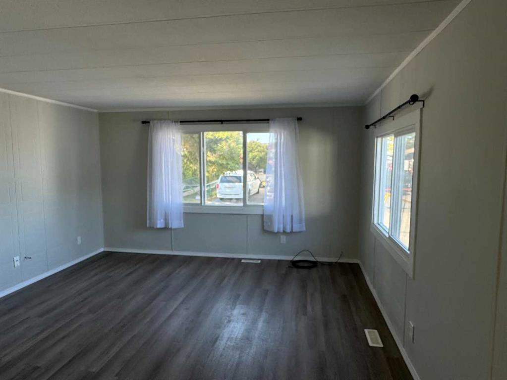 Fifth View of 206 Polar Avenue , NONE, High River, Alberta, T1V 1J4