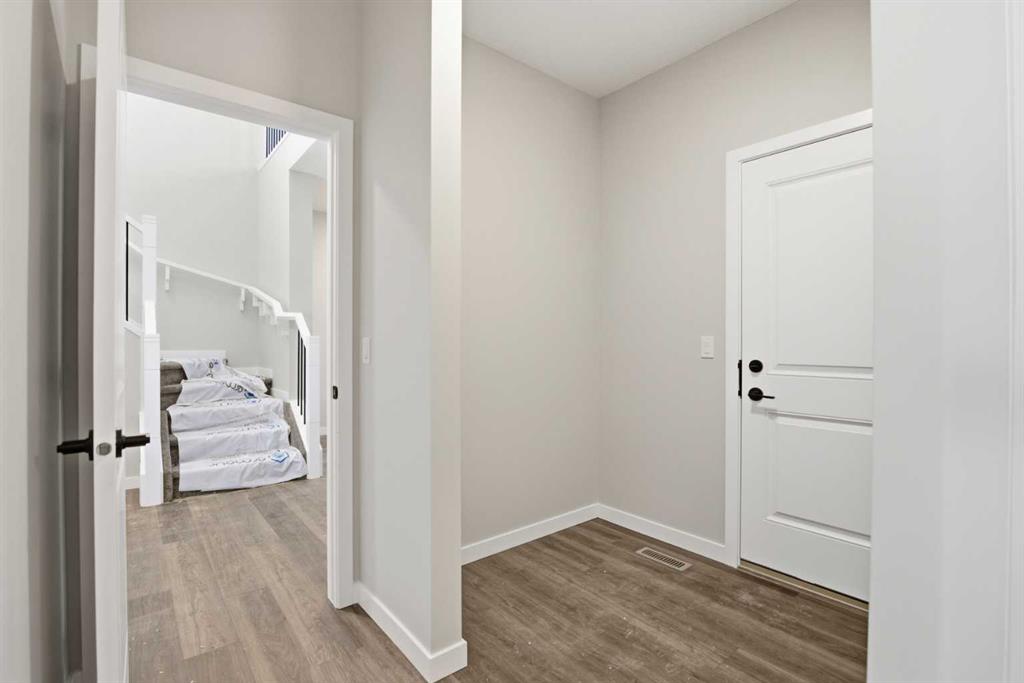 Fifth View of 119 Chinook Winds Manor SW, Chinook Gate, Airdrie, Alberta, T4B 5P9