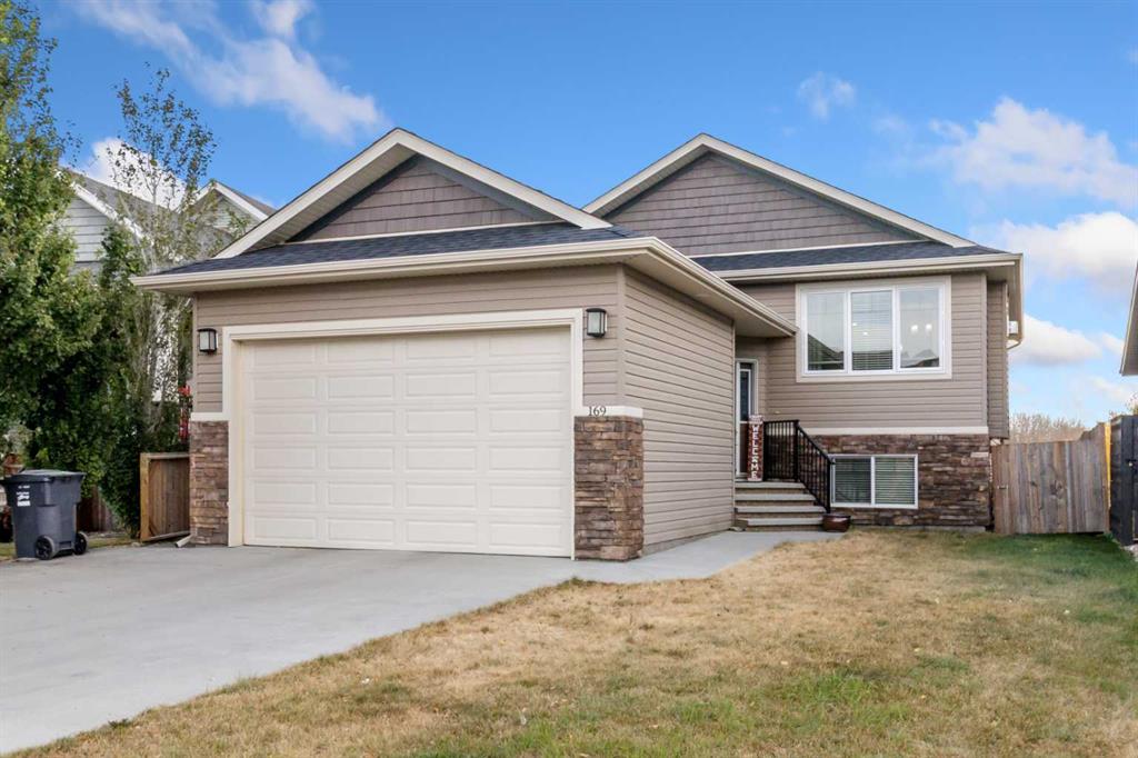 169 Sabre Road , A2260605, Alberta,