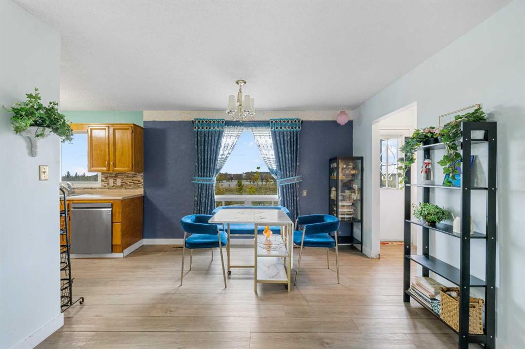305 Whitehill Place NE, A2260622, Alberta,