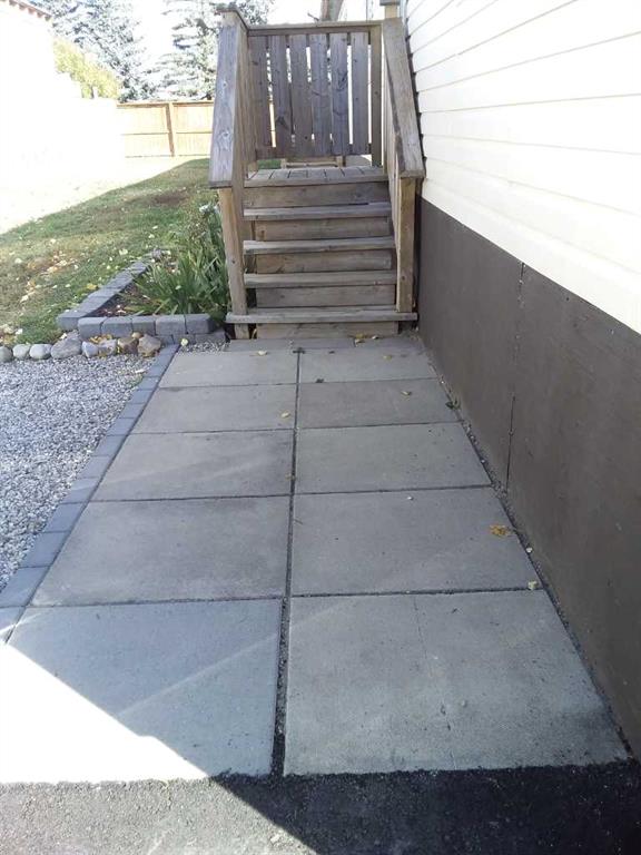 Fifth View of 236 Polar Avenue NE, North Central High River, High River, Alberta, T1V 1J6