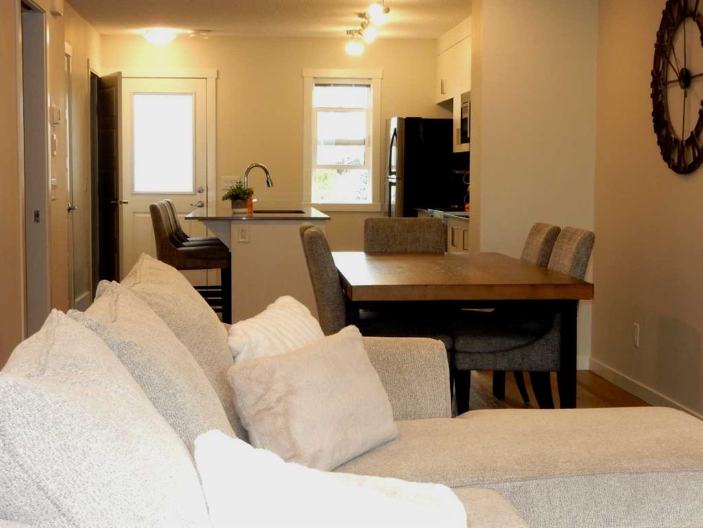 Fifth View of 352 Cranbrook Square SE, Cranston, Calgary, Alberta, T3M3K8