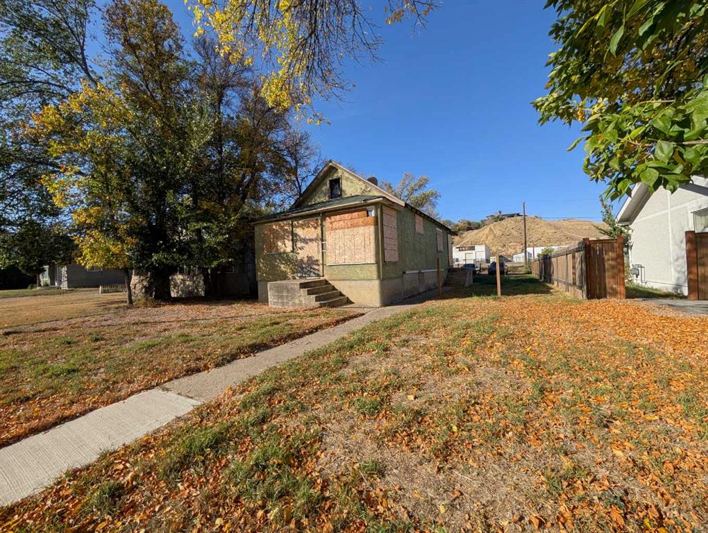 620 Spencer Street SE, A2261147, Alberta,