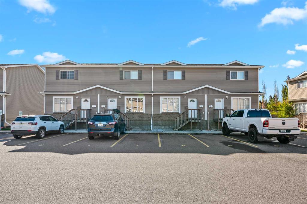 Unit 6, 1811 49 Avenue , A2261163, Saskatchewan,
