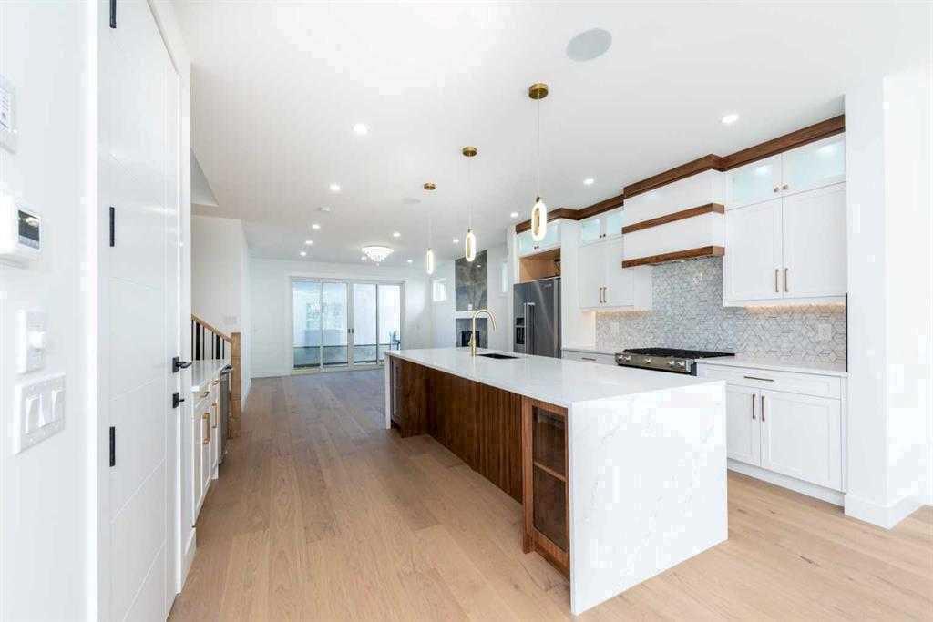 Fourth View of 105 Hartford Road NW, Highwood, Calgary, Alberta, T2K2A7
