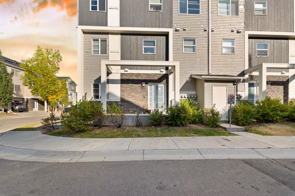 803 Redstone View NE, A2261222, Alberta,