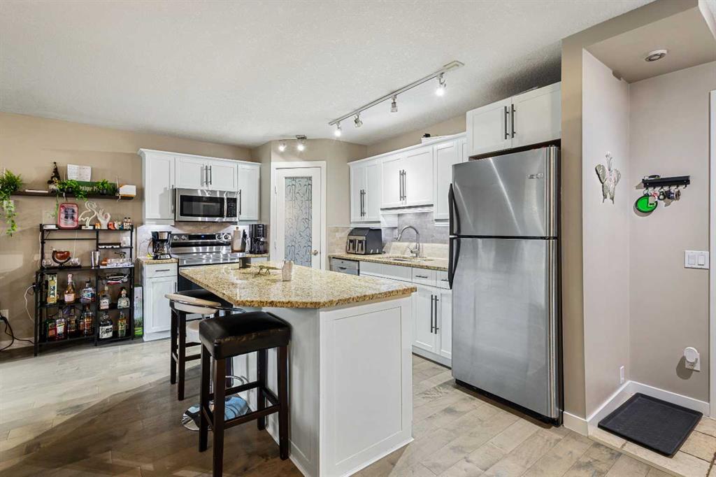 Third View of 110, 515 57 Avenue SW, Windsor Park, Calgary, Alberta, T2V 0H3