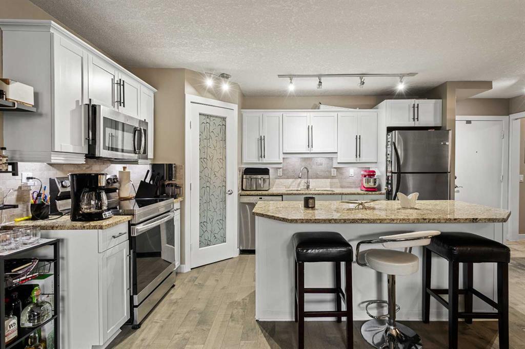 Fourth View of 110, 515 57 Avenue SW, Windsor Park, Calgary, Alberta, T2V 0H3