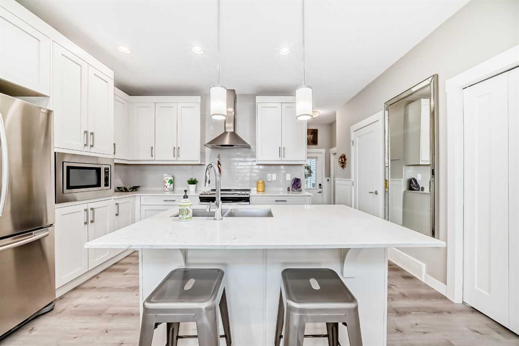 Fifth View of 1503, 355 Nolancrest Heights NW, Nolan Hill, Calgary, Alberta, T3R 0Z9