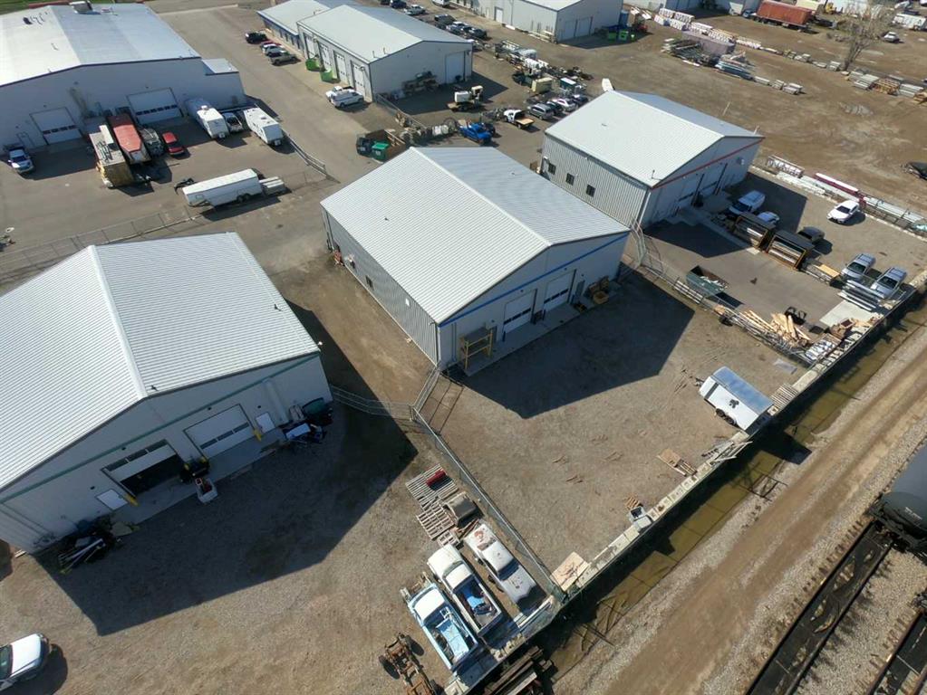Fourth View of 10, 1075 36 Street N, Churchill Industrial Park, Lethbridge, Alberta, T1H 6L5