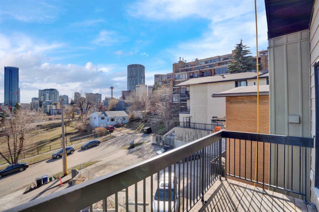 402, 409 1 Avenue NE, A2261340, Alberta,