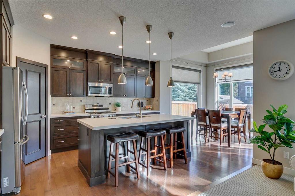9 Cranarch Way SE, A2261364, Alberta,