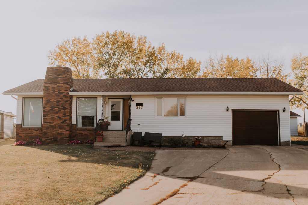 317 4 AvenueCrescent , A2261401, Alberta,