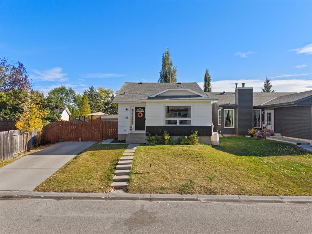 11 Deerfield Circle SE, A2261610, Alberta,