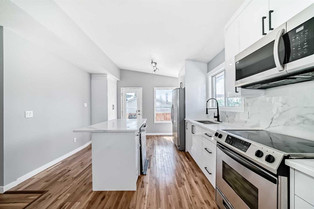 Fifth View of 77 Shawfield Way SW, Shawnessy, Calgary, Alberta, T2Y2Y1