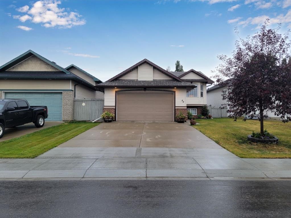 44 Pinnacle Way , A2261651, Alberta,