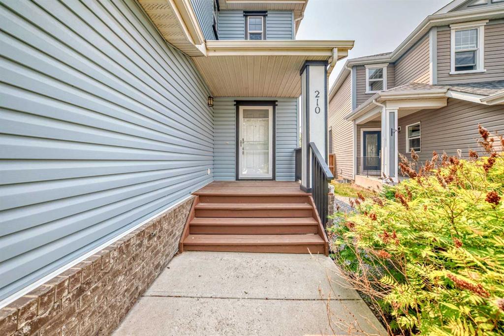 Third View of 210 Copperleaf Bay SE, Copperfield, Calgary, Alberta, T2Z0J1