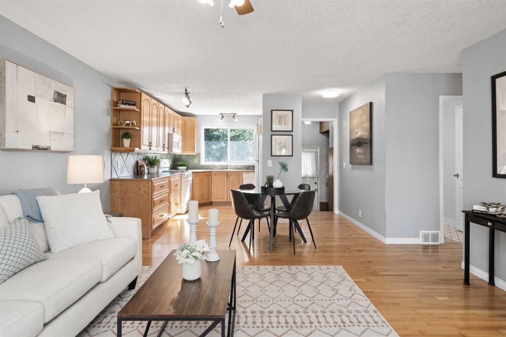 Fourth View of 461 78 Avenue NE, Huntington Hills, Calgary, Alberta, T2K 5A1