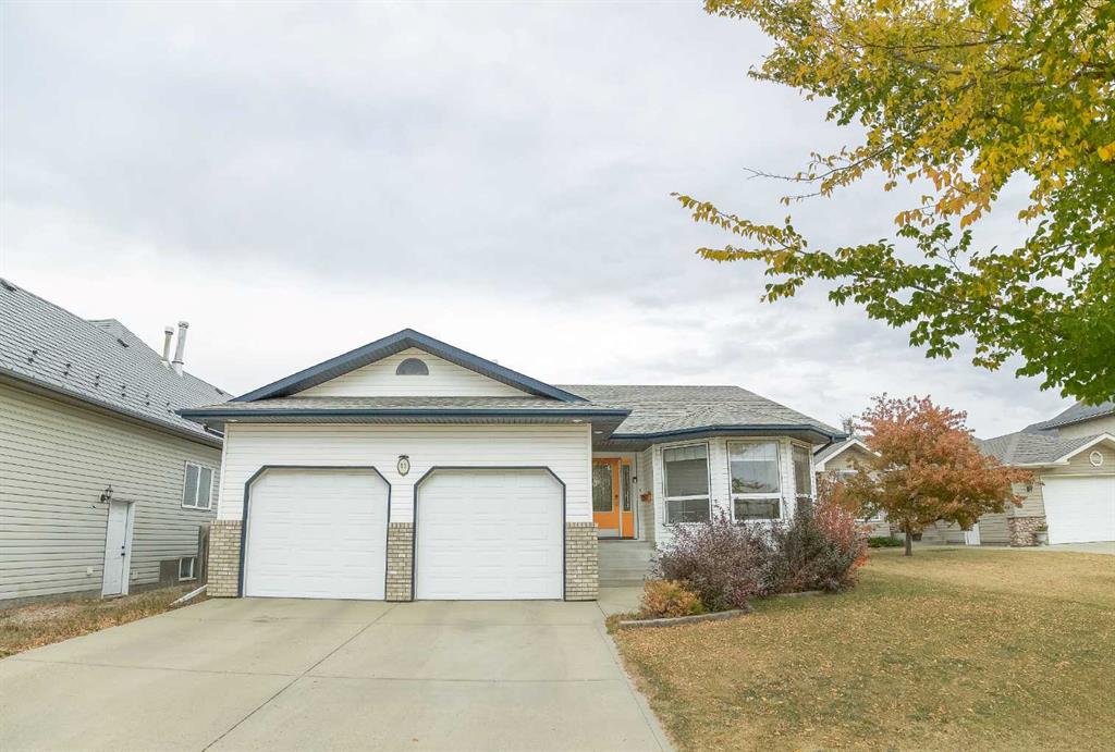 11 Falcon Ridge Drive , A2261856, Alberta,