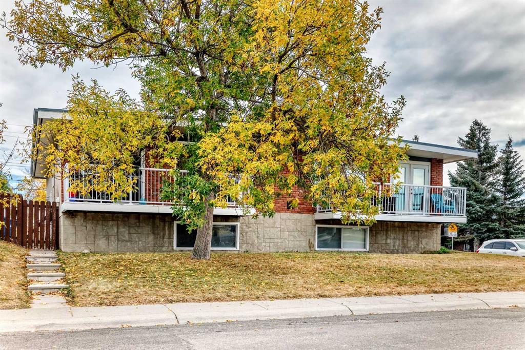 Third View of 133 & 135 Huntford Close NE, Huntington Hills, Calgary, Alberta, T2K3Y7